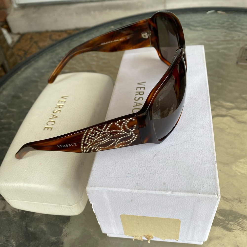 100% Authentic Versace Sunglasses - image 2